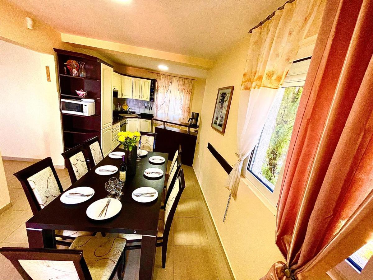 Holiday Home Viko Sutomore Exterior foto